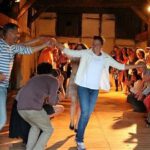 Tanz auf Hufe 5 - Mitmachtänze mit Live-Musik