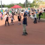 Deine Rollschuhdisko auf dem Berliner Platz mitten auf dem Dreesch in Schwerin