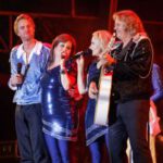 4 SWEDES