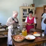 Sünndags in de Koek - Historiendarsteller kochen und backen wie früher