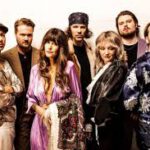 FLEETWOOD MAC BY THE COSMIC CARNIVAL