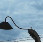 Imiona nurtu. Die Namen der Strömung - Ein Hörspiel-Oratorium von Kai Grehn unter Verwendung der „Sterbebücher von Auschwitz“ und von Gedichten von Tadeusz Borowski